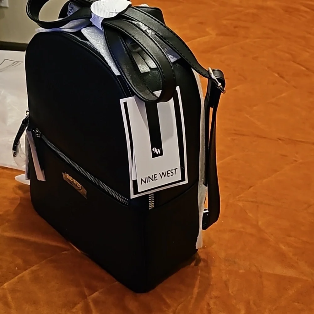 Backpack - Picture 2 of 3